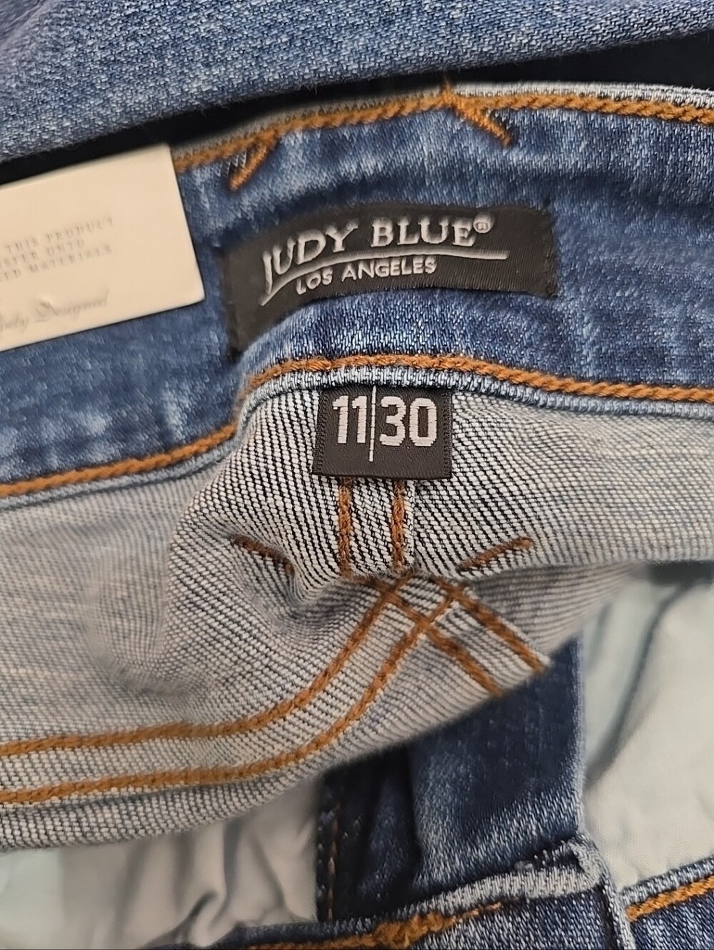 Judy Blue Denim Straight Leg Jeans in Medium Blue Wash - Picture 3 of 9